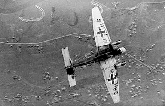Ju-87-Stuka-25