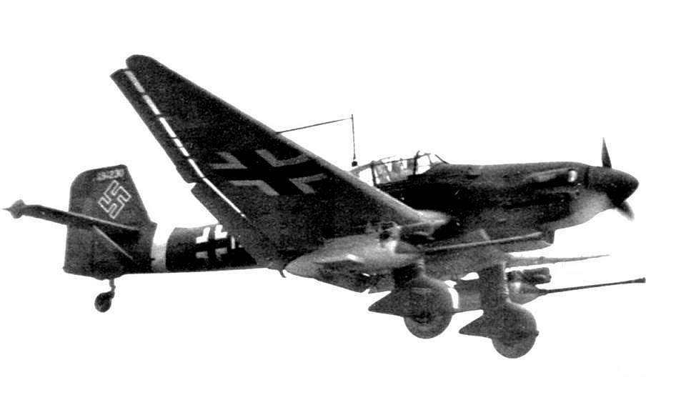 Ju-87-Stuka-30