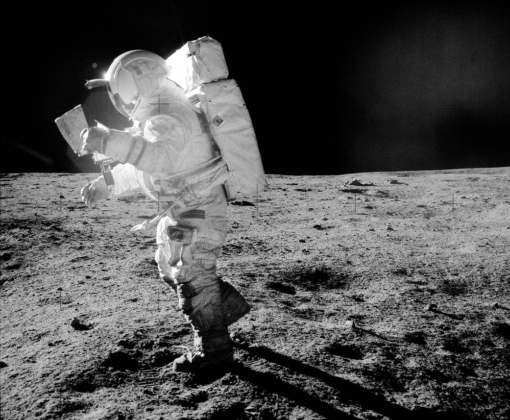 Ed Mitchell op de maan