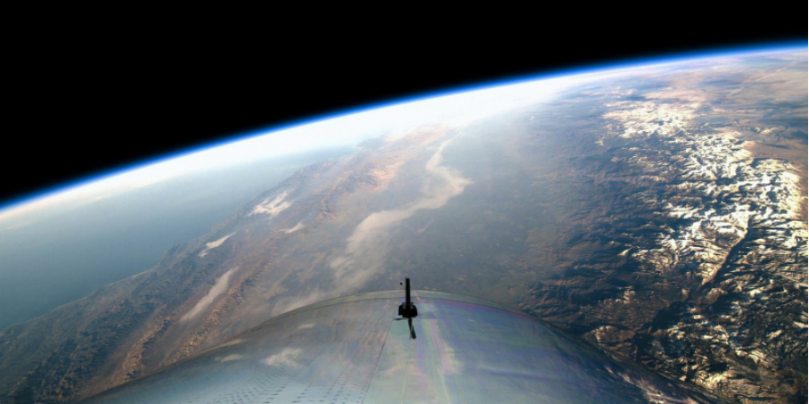 'SpaceShipTwo bereikt ruimtegrens' | KIJK Magazine