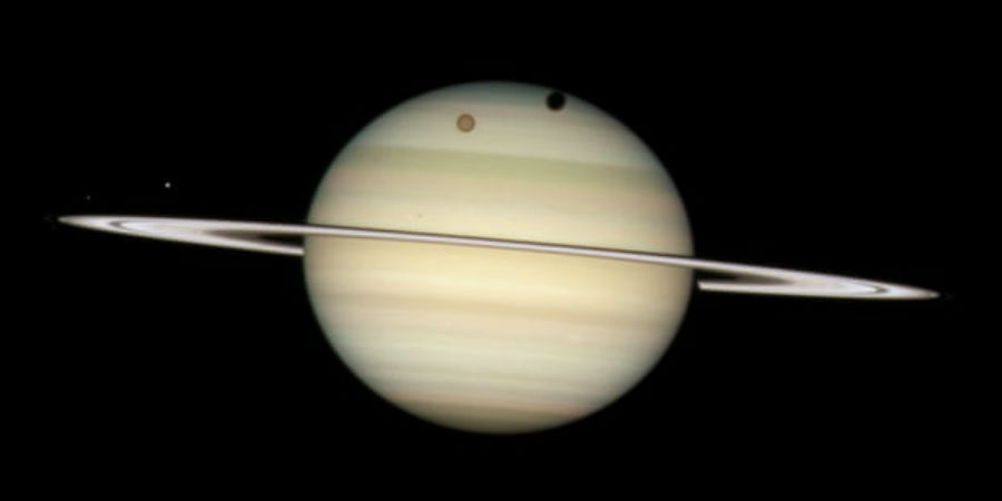 Niet Jupiter, maar Saturnus heeft de meeste manen - KIJK ...
