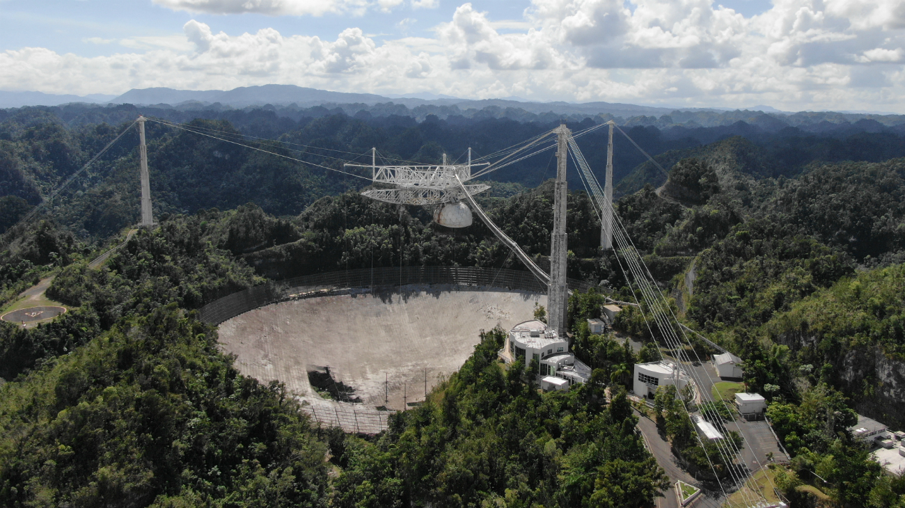 Arecibo radio telescope permanently closes the doors