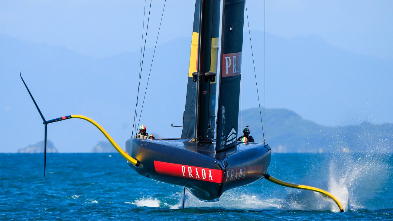 Vliegende zeilboten dankzij hydrofoils KIJK Magazine